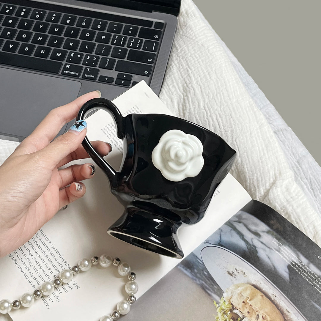 Exquisite Niche Design Ceramic Mug