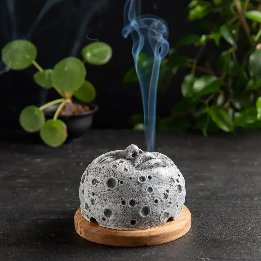 Home Incense Burner Holder Unique Moonscape Resin Handicrafts Moon Face Backflow Incense Base Zen Accessories Room Desk Decor
